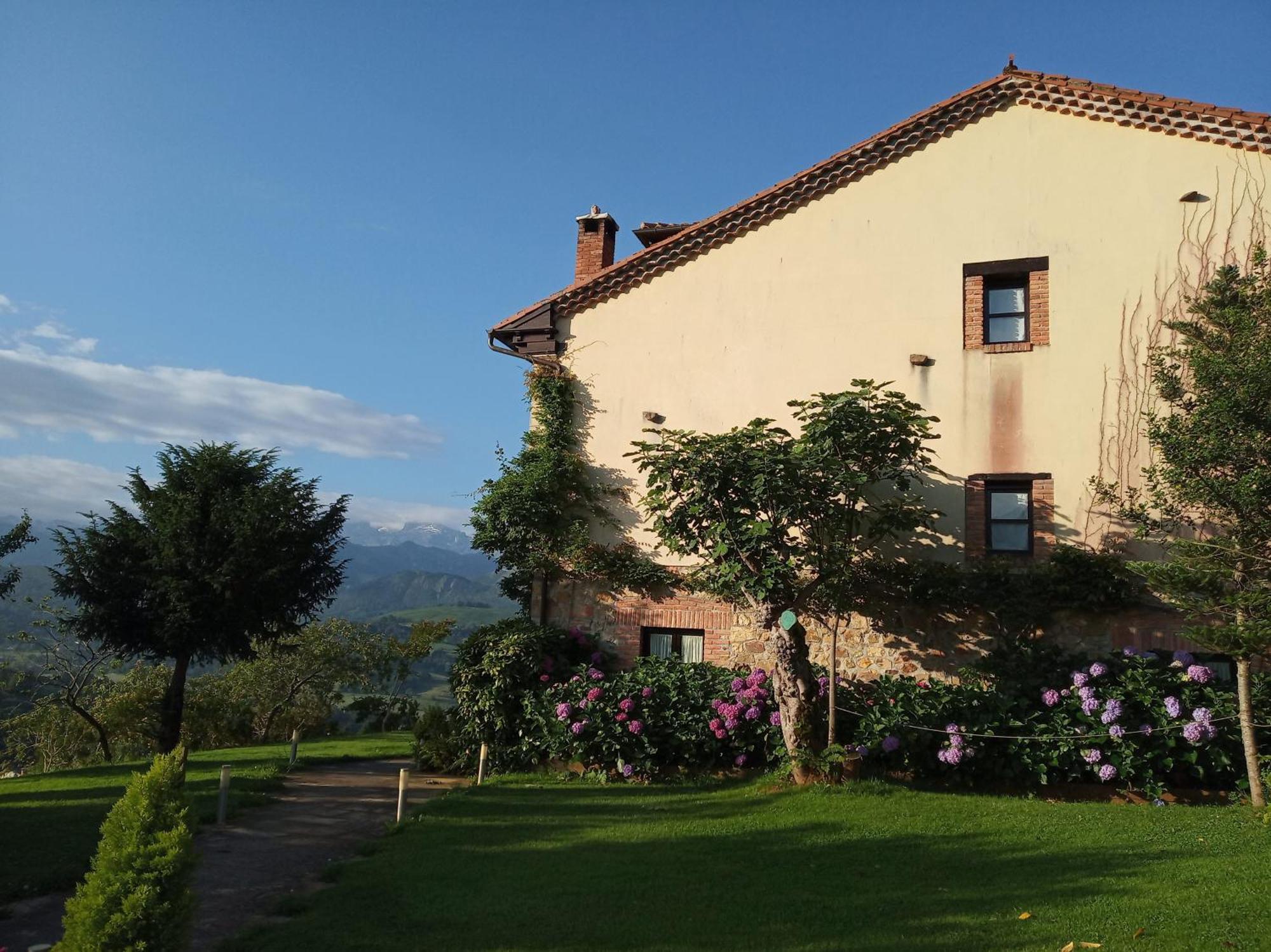 Heredad De La Cueste Llenín Buitenkant foto